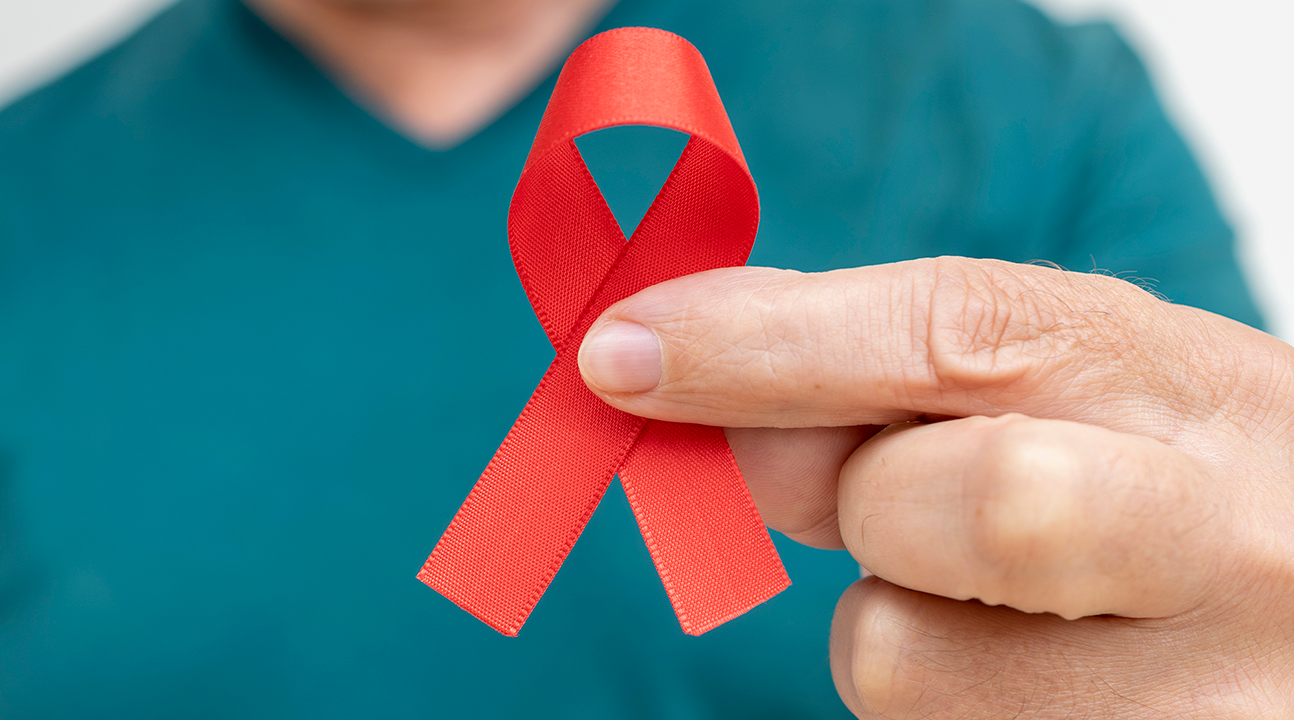 Dezembro Vermelho | É hora de ter consciência sobre o HIV e outras infecções sexualmente transmissíveis