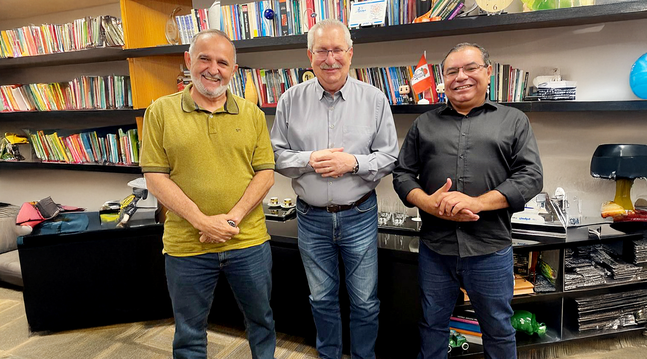 Lideranças da CSPM fortalecem estratégias de luta com Antônio Neto, presidente da Central dos Sindicatos Brasileiros (CSB)