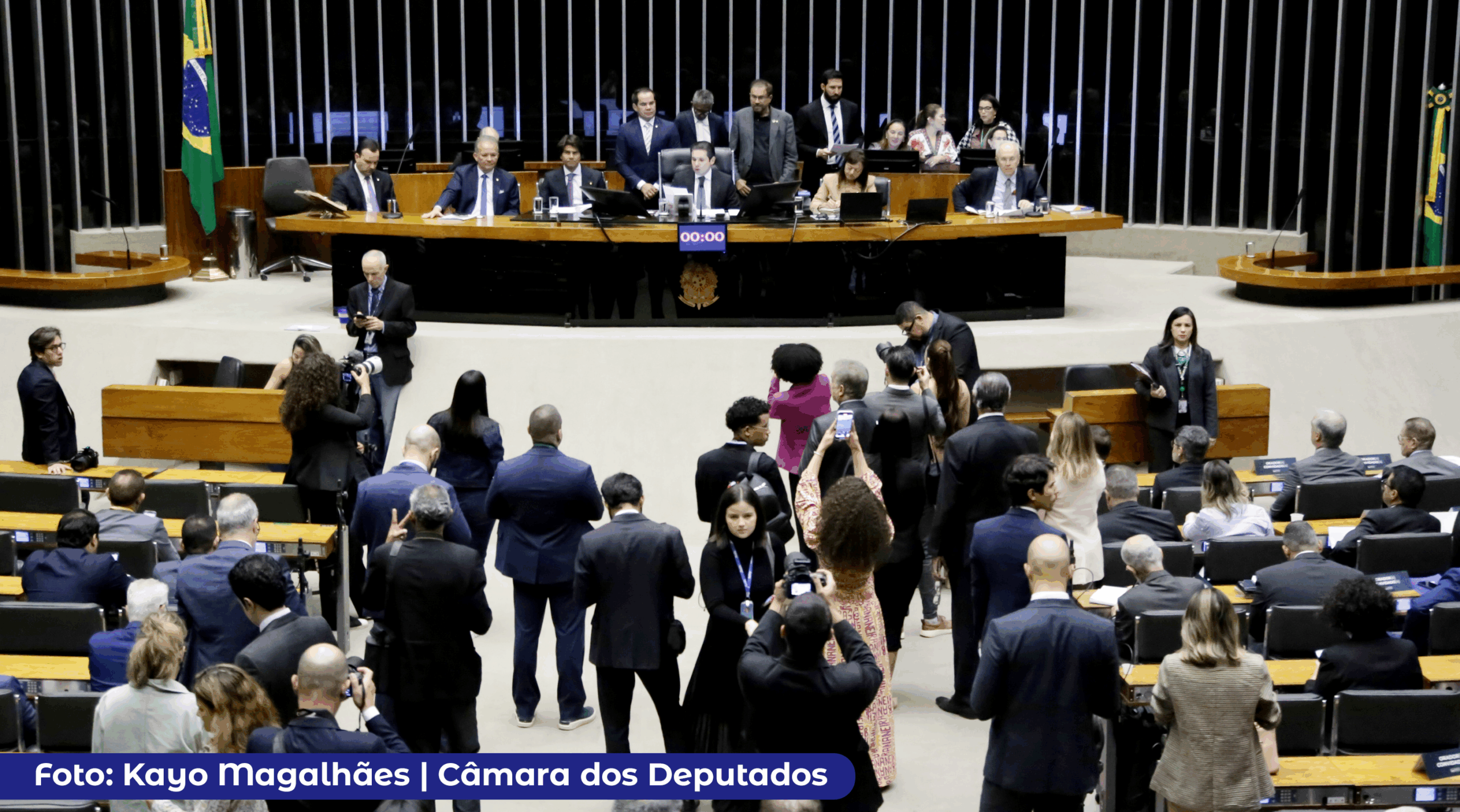 Retirada de apoio de deputados à PEC da Reforma Administrativa demonstra força da mobilização e riscos à função pública