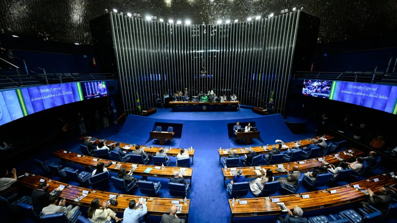 Senado Federal aprova descongelamento dos direitos dos Servidores com ampla maioria. Projeto de lei vai para sanção!